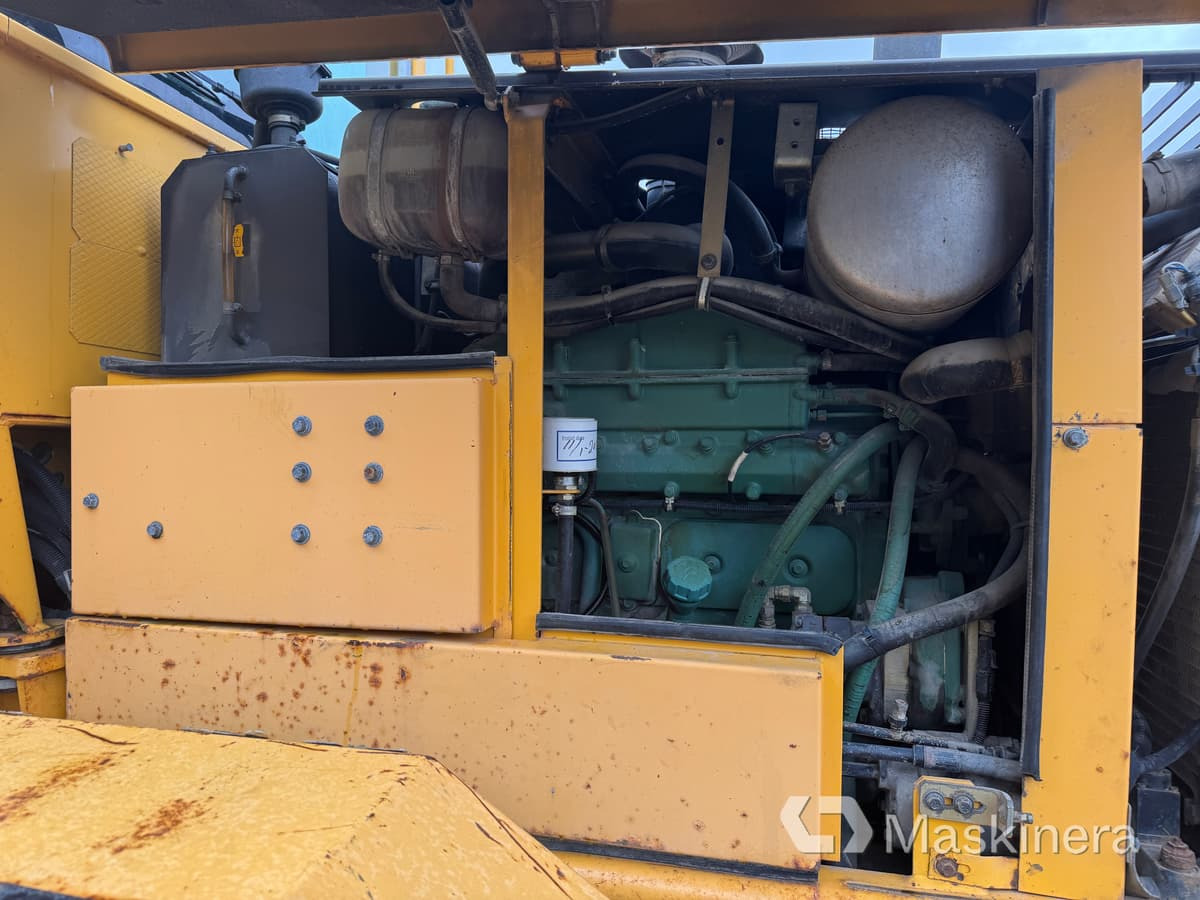 Chargeuse sur pneus Hjullastare Volvo L70D: photos 38 Chargeuse sur pneus Hjullastare Volvo L70D: photos 38