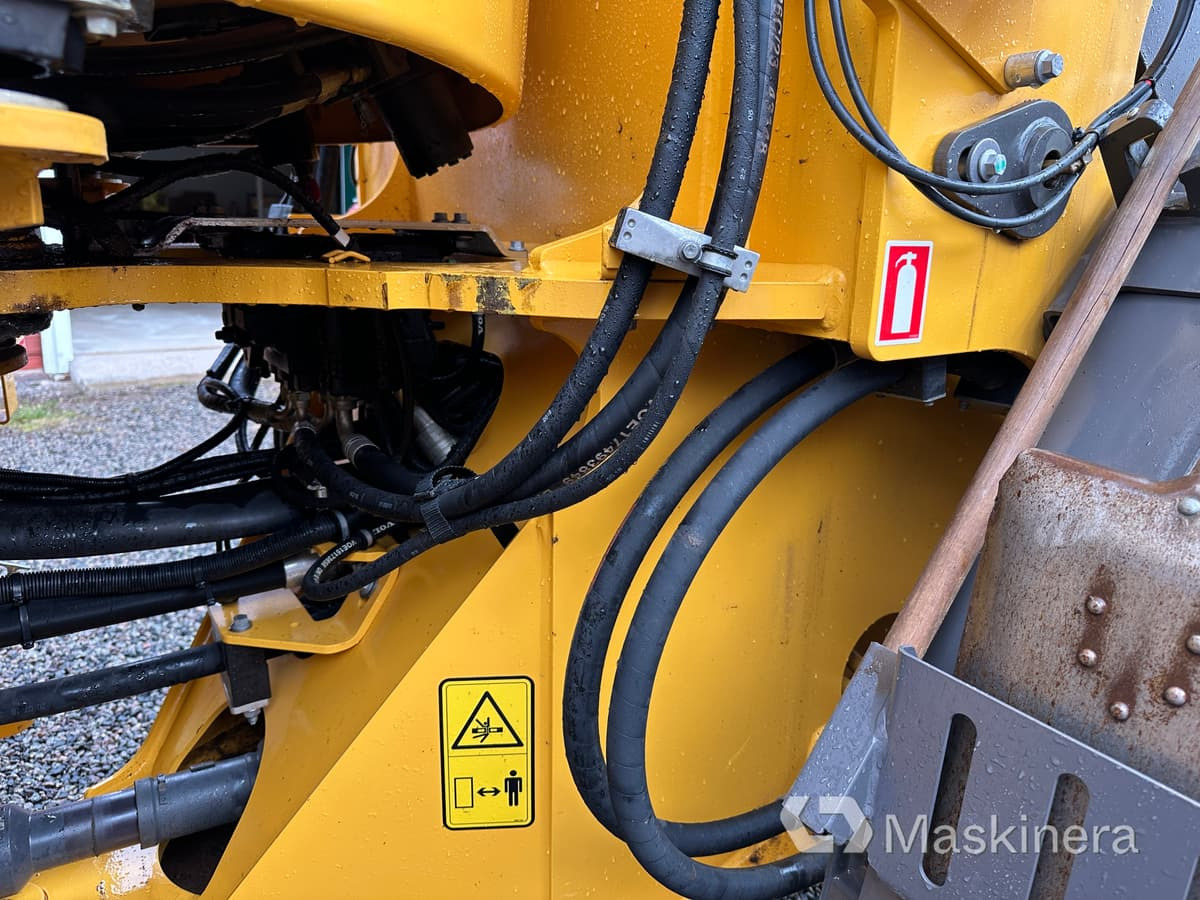Chargeuse sur pneus Hjullastare Volvo L90H: photos 27