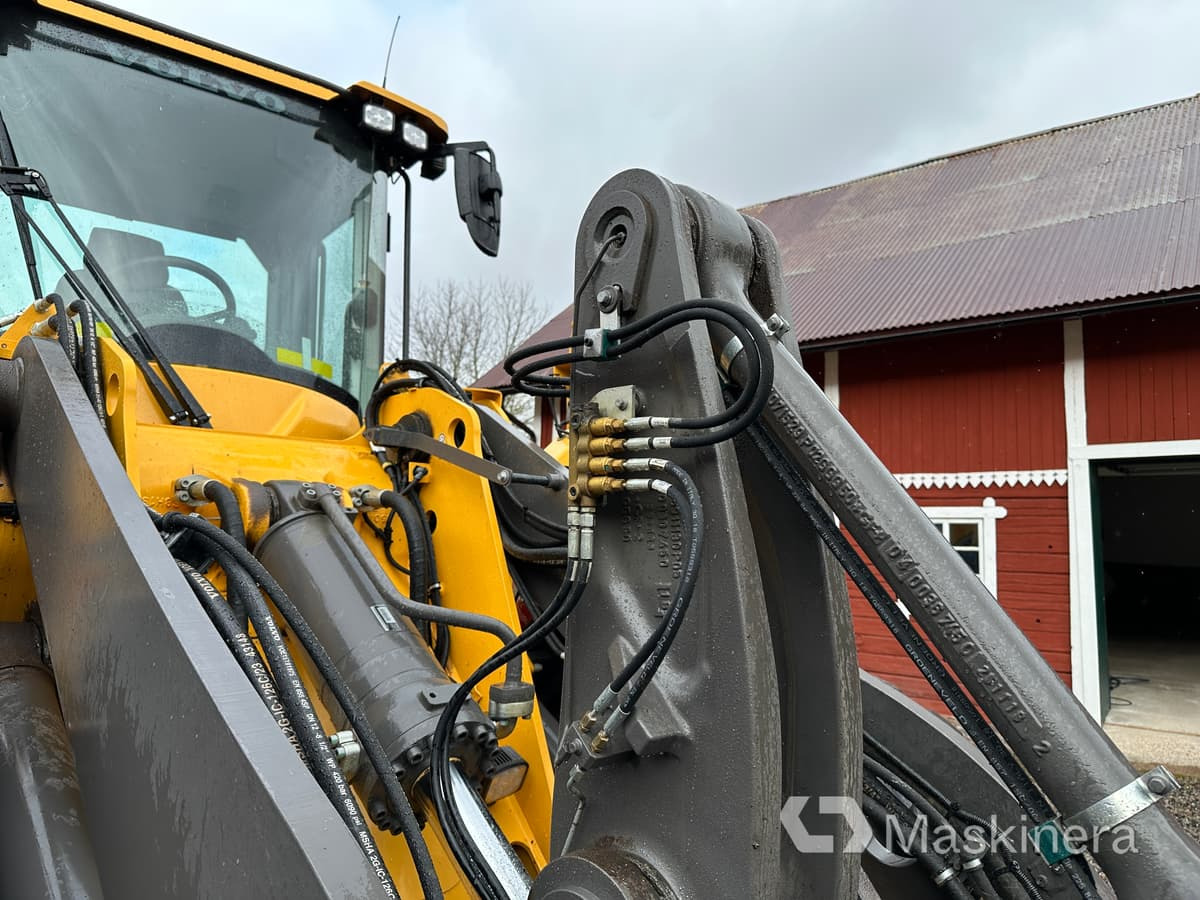 Chargeuse sur pneus Hjullastare Volvo L90H: photos 34