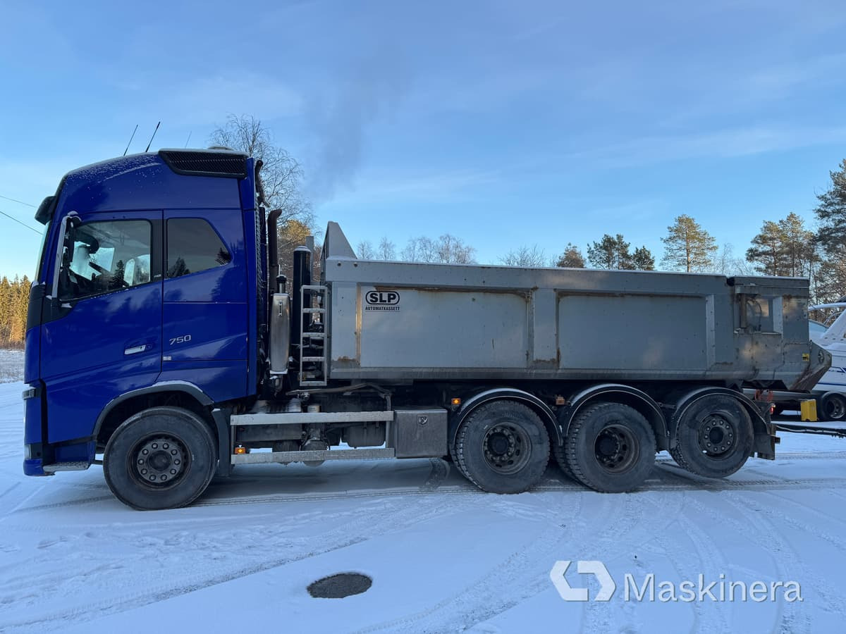 Lastbil Volvo FH16 750 med vagn - Camion benne, Remorque ampliroll/ Multibenne: photos 2 Lastbil Volvo FH16 750 med vagn - Camion benne, Remorque ampliroll/ Multibenne: photos 2