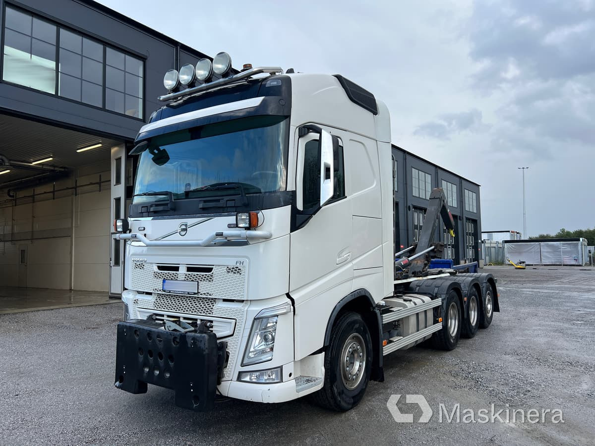 Lastväxlare Volvo FH 8x4 Tridem - Camion ampliroll: photos 1 Lastväxlare Volvo FH 8x4 Tridem - Camion ampliroll: photos 1