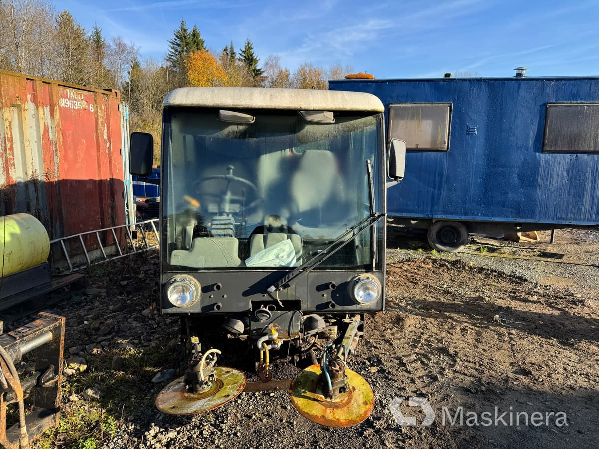 Sopmaskin Johnston Compact 142A 101T (Rep. objekt) - Balayeuse de voirie: photos 2 Sopmaskin Johnston Compact 142A 101T (Rep. objekt) - Balayeuse de voirie: photos 2