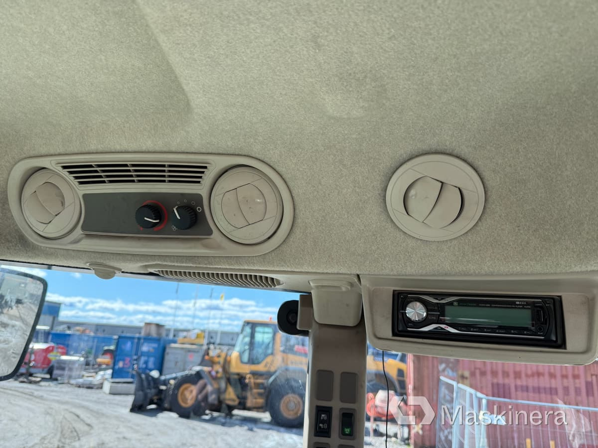 Tracteur agricole Traktor John Deere 5075M med snöutrustning: photos 38