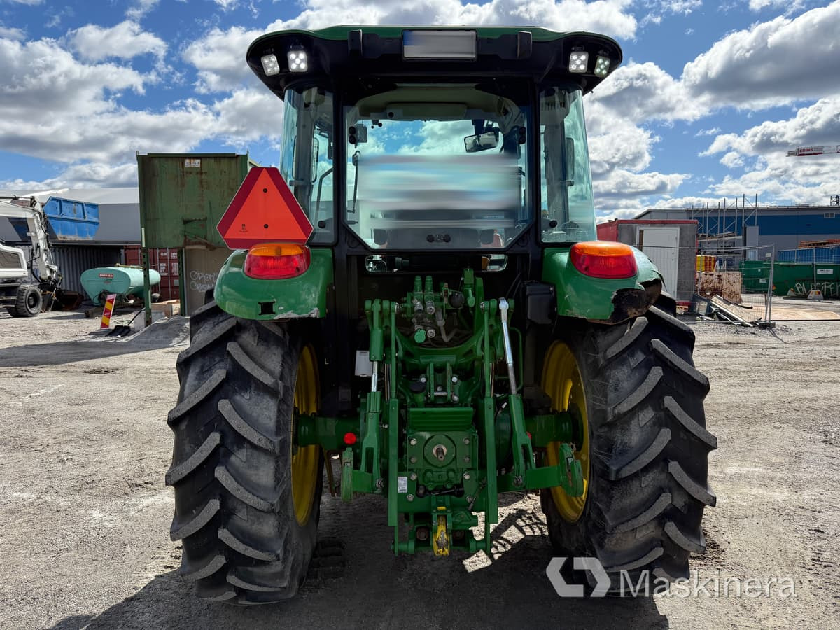 Tracteur agricole Traktor John Deere 5075M med snöutrustning: photos 6