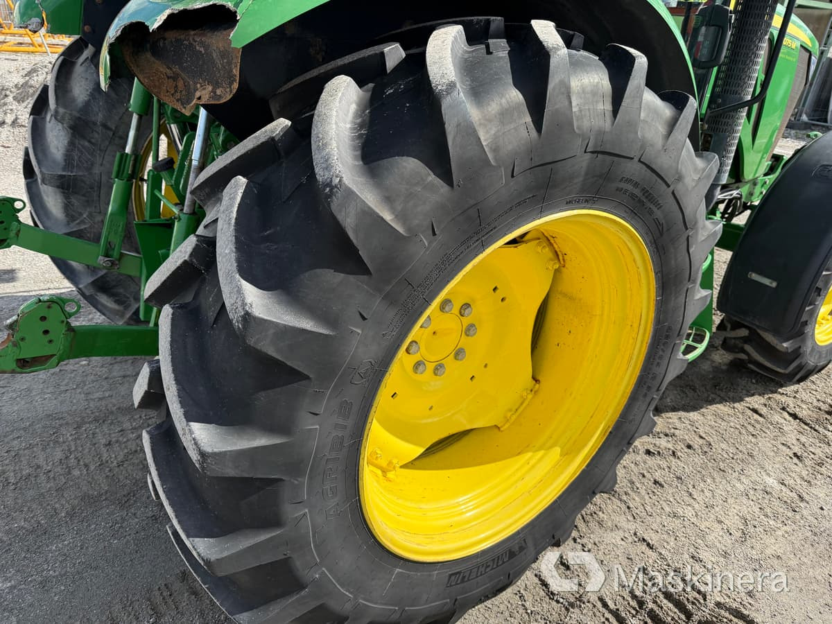 Tracteur agricole Traktor John Deere 5075M med snöutrustning: photos 11