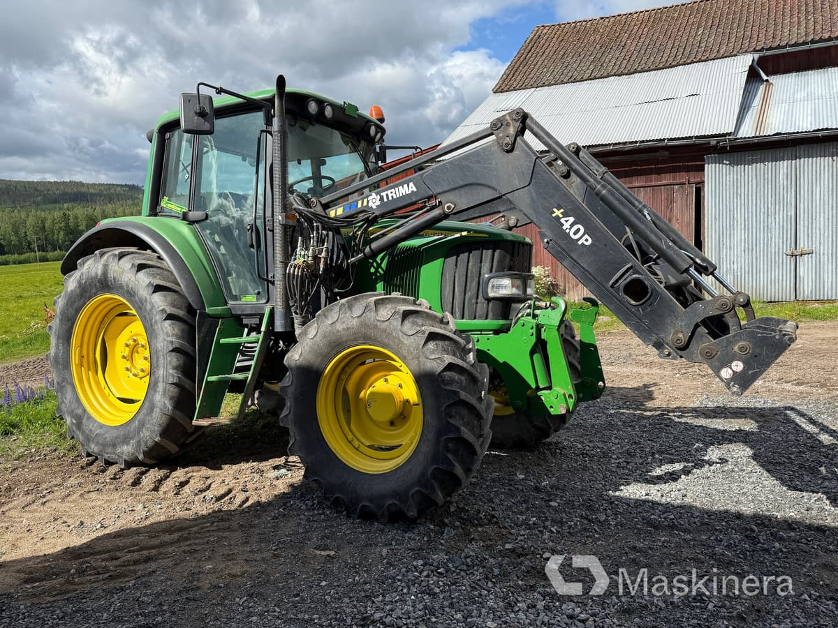 Traktor John Deere 6420S - Tracteur agricole: photos 1 Traktor John Deere 6420S - Tracteur agricole: photos 1