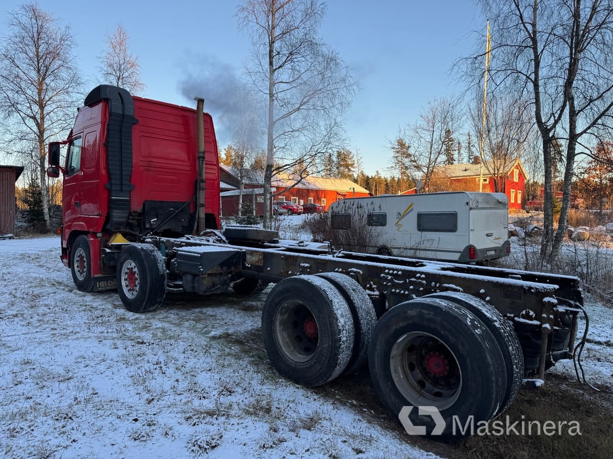 Volvo FH-520 6*4 Lastbil Volvo FH 520 6*4 chassi - Châssis cabine: photos 3 Volvo FH-520 6*4 Lastbil Volvo FH 520 6*4 chassi - Châssis cabine: photos 3