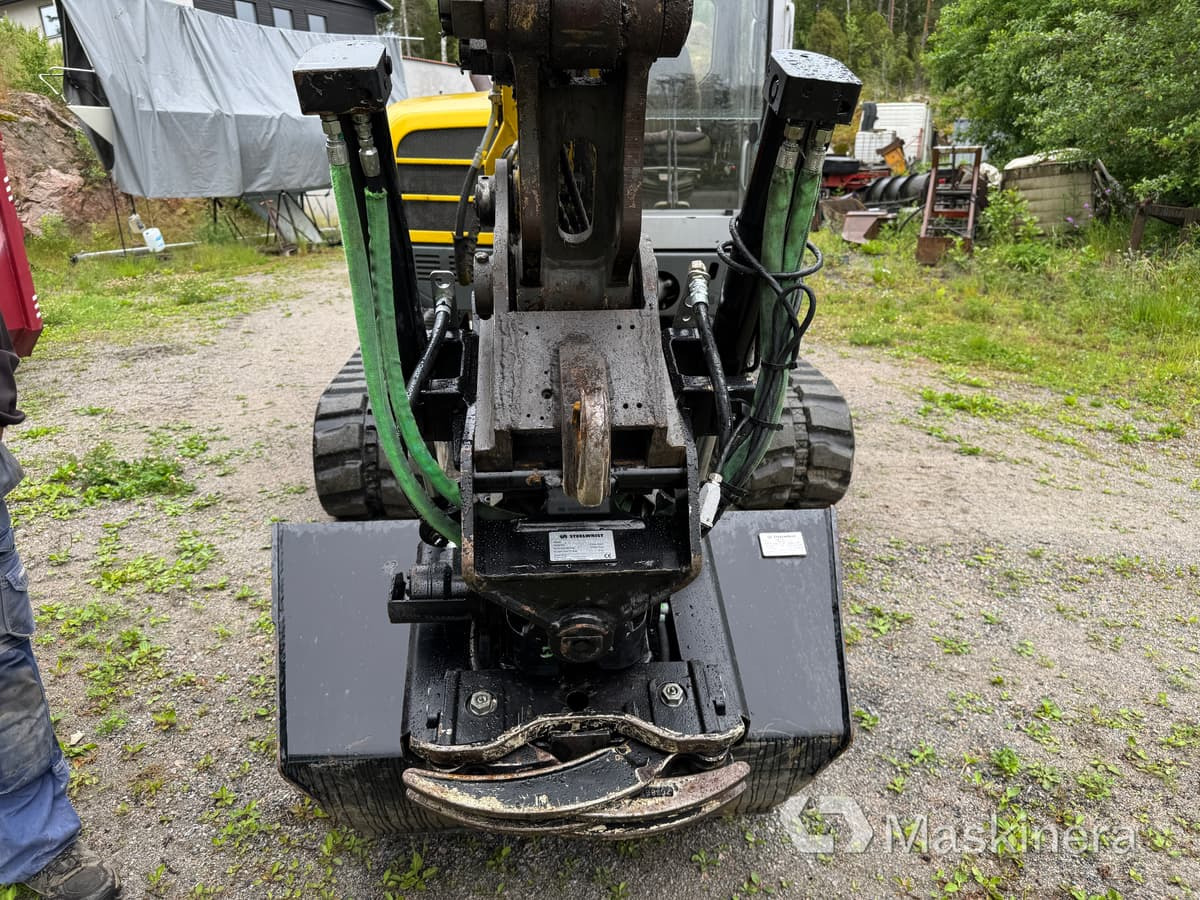 Pelle sur chenille Wacker Neuson 8003-2 Grävmaskin Wacker Neuson 8003 RD: photos 32