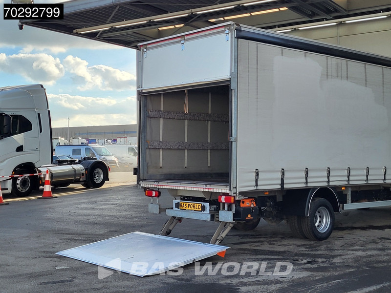 Iveco 60C18 3.0L Automaat Laadklep 180PK Schuifzeilen Zeilen Airco Cruise D'Hollandia Euro6 Schuifzeil Koffer Gesloten laadbak Airco Cruise - Utilitaire rideaux coulissants (PLSC): photos 3 Iveco 60C18 3.0L Automaat Laadklep 180PK Schuifzeilen Zeilen Airco Cruise D'Hollandia Euro6 Schuifzeil Koffer Gesloten laadbak Airco Cruise - Utilitaire rideaux coulissants (PLSC): photos 3