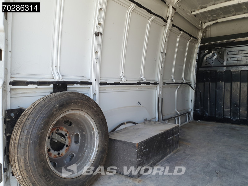 Fourgon utilitaire Iveco Daily 35C14 Automaat Dubbellucht L2H2 3,5t Trekhaak Airco Cruise Camera Imperiaal Euro6 L2 12m3 Airco Trekhaak Cruise control: photos 8