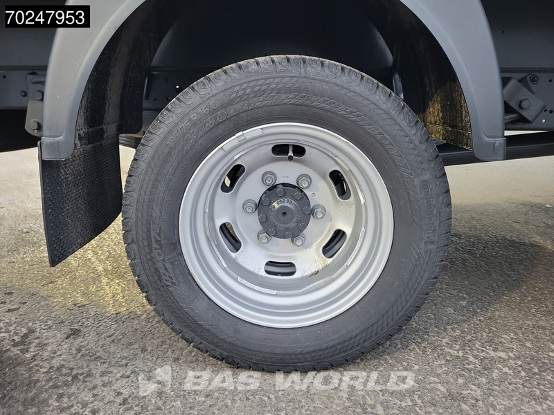 Iveco Daily 35C18 3.0L Automaat 180PK Open Laadbak 2025-Model Dubbellucht 3,5t Trekvermogen ACC LED Navi Euro6 Pritsche Pickup Airco - Utilitaire plateau: photos 2 Iveco Daily 35C18 3.0L Automaat 180PK Open Laadbak 2025-Model Dubbellucht 3,5t Trekvermogen ACC LED Navi Euro6 Pritsche Pickup Airco - Utilitaire plateau: photos 2