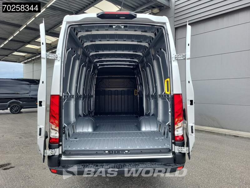 Iveco Daily 35C21 3.0L Automaat 210PK L3H2 2025-Model Dubbellucht 3,5t Trekvermogen ACC LED CarPlay Camera Parkeersensoren Velgen 16m3 Euro6 - Fourgon utilitaire: photos 3 Iveco Daily 35C21 3.0L Automaat 210PK L3H2 2025-Model Dubbellucht 3,5t Trekvermogen ACC LED CarPlay Camera Parkeersensoren Velgen 16m3 Euro6 - Fourgon utilitaire: photos 3