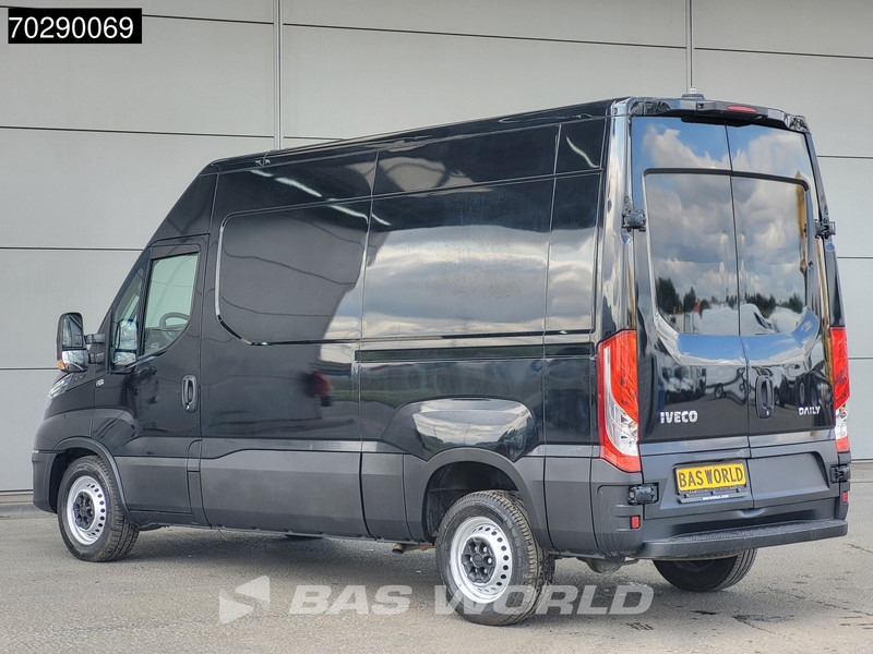 Iveco Daily 35S16 L2H2 3,5t Trekgewicht 160PK Navi LED Airco Camera Euro6 L2 11m3 Airco Cruise control - Fourgon utilitaire: photos 2 Iveco Daily 35S16 L2H2 3,5t Trekgewicht 160PK Navi LED Airco Camera Euro6 L2 11m3 Airco Cruise control - Fourgon utilitaire: photos 2