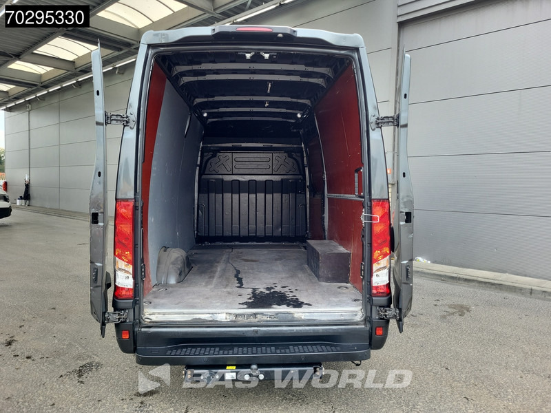 Iveco Daily 35S18 3.0L 180PK Automaat L2H2 LED ACC Navi 3.5t trekhaak Airco L3 12m3 Airco Trekhaak - Fourgon utilitaire: photos 3 Iveco Daily 35S18 3.0L 180PK Automaat L2H2 LED ACC Navi 3.5t trekhaak Airco L3 12m3 Airco Trekhaak - Fourgon utilitaire: photos 3
