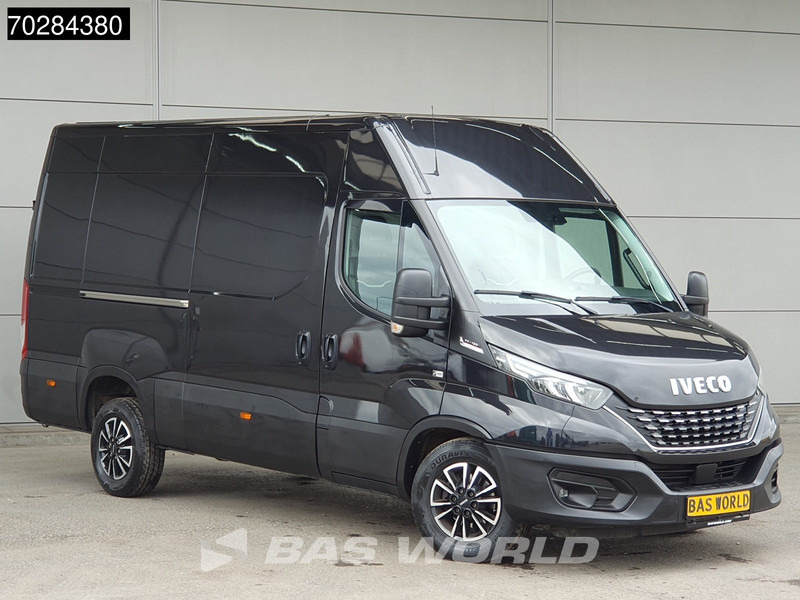 Iveco Daily 35S18 3.0L Automaat ACC Navi LED 3,5t Trekgewicht Airco Camera Parkeersensoren L2 12m3 Airco - Fourgon utilitaire: photos 3 Iveco Daily 35S18 3.0L Automaat ACC Navi LED 3,5t Trekgewicht Airco Camera Parkeersensoren L2 12m3 Airco - Fourgon utilitaire: photos 3