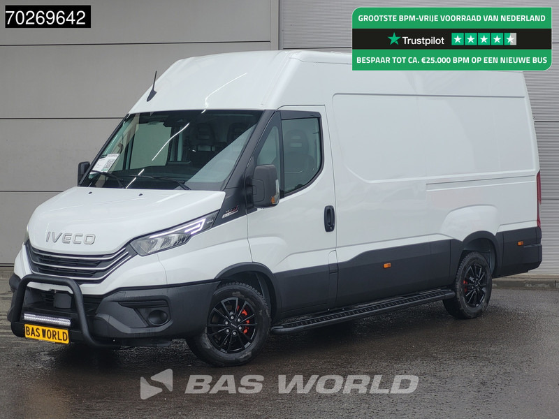 Iveco Daily 35S21 3.0L Automaat Black Edition 2025 model L2H2 Trekhaak Tacho ACC LED CarPlay Velgen Camera 12m3 Airco Trekhaak - Fourgon utilitaire: photos 1 Iveco Daily 35S21 3.0L Automaat Black Edition 2025 model L2H2 Trekhaak Tacho ACC LED CarPlay Velgen Camera 12m3 Airco Trekhaak - Fourgon utilitaire: photos 1