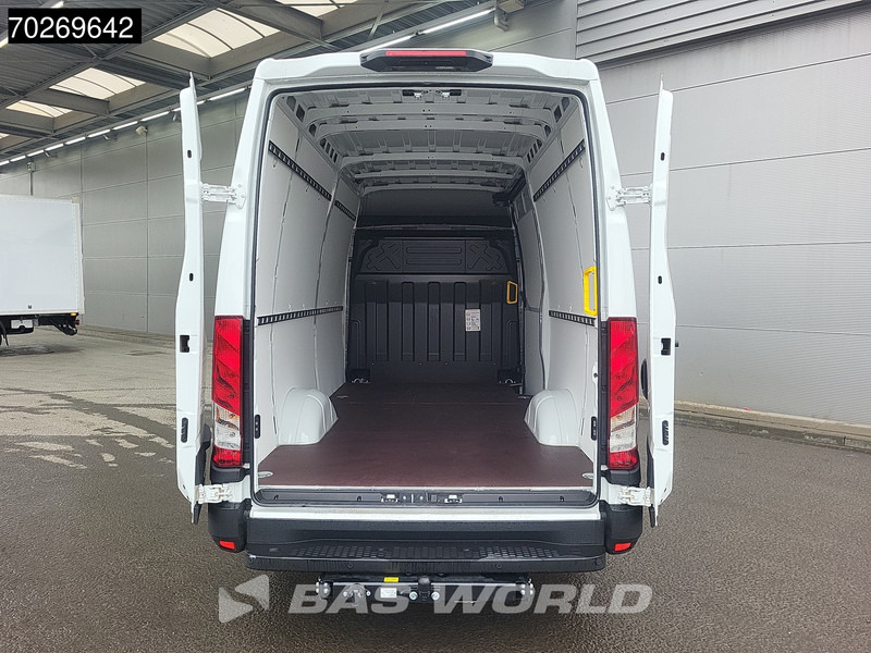Iveco Daily 35S21 3.0L Automaat Black Edition 2025 model L2H2 Trekhaak Tacho ACC LED CarPlay Velgen Camera 12m3 Airco Trekhaak - Fourgon utilitaire: photos 3 Iveco Daily 35S21 3.0L Automaat Black Edition 2025 model L2H2 Trekhaak Tacho ACC LED CarPlay Velgen Camera 12m3 Airco Trekhaak - Fourgon utilitaire: photos 3