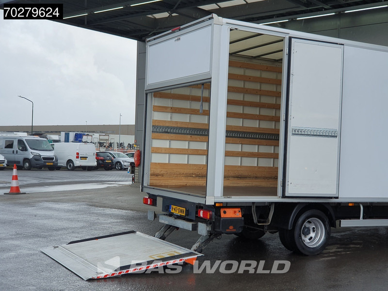 Iveco Daily 40C18 3.0L Automaat Laadklep Dubbellucht Zijdeur Meubelbak LED Navi Airco Cruise Camera Meubelbak Koffer 23m3 Airco Cruise contr - Fourgon grand volume: photos 3 Iveco Daily 40C18 3.0L Automaat Laadklep Dubbellucht Zijdeur Meubelbak LED Navi Airco Cruise Camera Meubelbak Koffer 23m3 Airco Cruise contr - Fourgon grand volume: photos 3