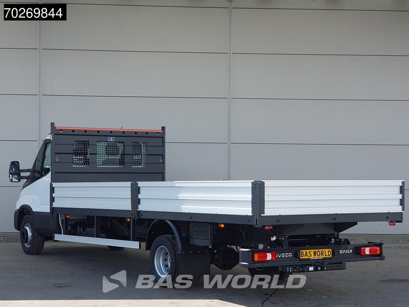 Iveco Daily 70C18 3.0L Automaat 6meter Open laadbak XXL Trekhaak ACC Navi Airco Pickup Pritsche Airco Trekhaak - Utilitaire plateau: photos 2 Iveco Daily 70C18 3.0L Automaat 6meter Open laadbak XXL Trekhaak ACC Navi Airco Pickup Pritsche Airco Trekhaak - Utilitaire plateau: photos 2