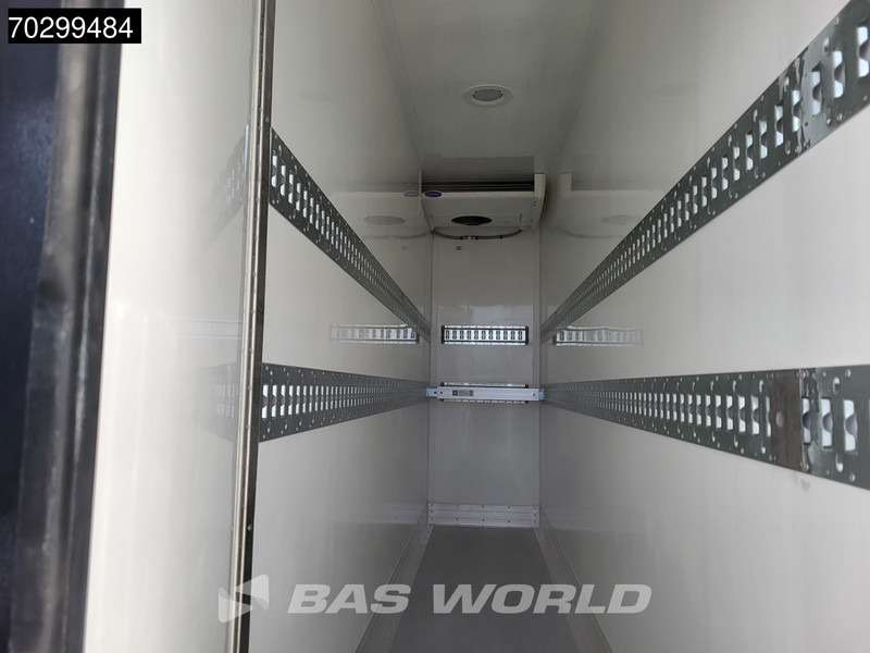 Utilitaire frigorifique Iveco Daily For rent in Germany from €3.795 per month Cruise control: photos 13 Utilitaire frigorifique Iveco Daily For rent in Germany from €3.795 per month Cruise control: photos 13