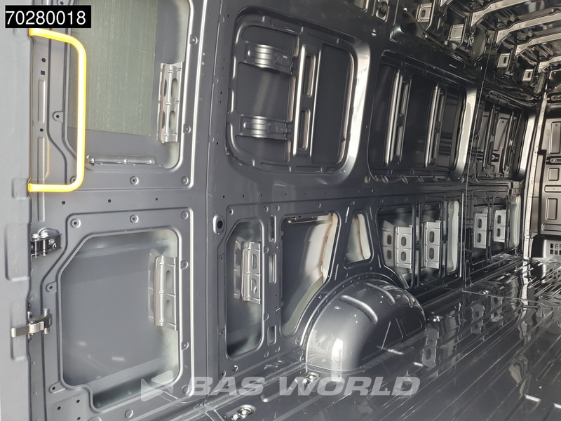 MAN TGE 3.180 4x4 Automaat L5H3 LED ACC Navi Airco Camera Parkeersensoren Euro6 L5 Allrad 4WD 17m3 Airco - Fourgon utilitaire: photos 5 MAN TGE 3.180 4x4 Automaat L5H3 LED ACC Navi Airco Camera Parkeersensoren Euro6 L5 Allrad 4WD 17m3 Airco - Fourgon utilitaire: photos 5