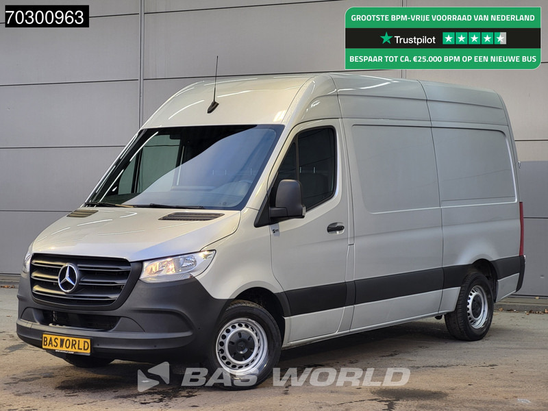 Mercedes-Benz Sprinter 315 CDI Automaat L2H2 150PK Airco Camera Parkeersensoren MBUX CarPlay Euro6 L2 12m3 Airco - Fourgonnette: photos 1 Mercedes-Benz Sprinter 315 CDI Automaat L2H2 150PK Airco Camera Parkeersensoren MBUX CarPlay Euro6 L2 12m3 Airco - Fourgonnette: photos 1