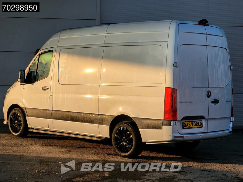 Mercedes-Benz Sprinter 315 CDI Special Edition Automaat L2H2 150PK Airco Cruise Camera Parkeersensoren MBUX CarPlay Velgen Euro6 L2 12m3 Airco - Fourgonnette: photos 2 Mercedes-Benz Sprinter 315 CDI Special Edition Automaat L2H2 150PK Airco Cruise Camera Parkeersensoren MBUX CarPlay Velgen Euro6 L2 12m3 Airco - Fourgonnette: photos 2