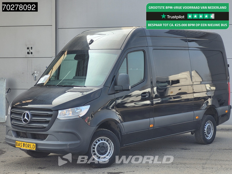 Mercedes-Benz Sprinter 317 CDI Automaat L2H2 3500KG Trekhaak 170PK Airco Camera MBUX CarPlay Euro6 L2 10m3 Airco Trekhaak - Fourgon utilitaire: photos 1 Mercedes-Benz Sprinter 317 CDI Automaat L2H2 3500KG Trekhaak 170PK Airco Camera MBUX CarPlay Euro6 L2 10m3 Airco Trekhaak - Fourgon utilitaire: photos 1