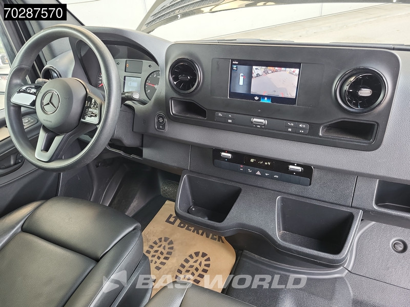 Mercedes-Benz Sprinter 317 CDI Automaat L3H2 170PK Airco Camera Parkeersensoren MBUX CarPlay Euro6 L3 15m3 Airco - Fourgon utilitaire: photos 5 Mercedes-Benz Sprinter 317 CDI Automaat L3H2 170PK Airco Camera Parkeersensoren MBUX CarPlay Euro6 L3 15m3 Airco - Fourgon utilitaire: photos 5