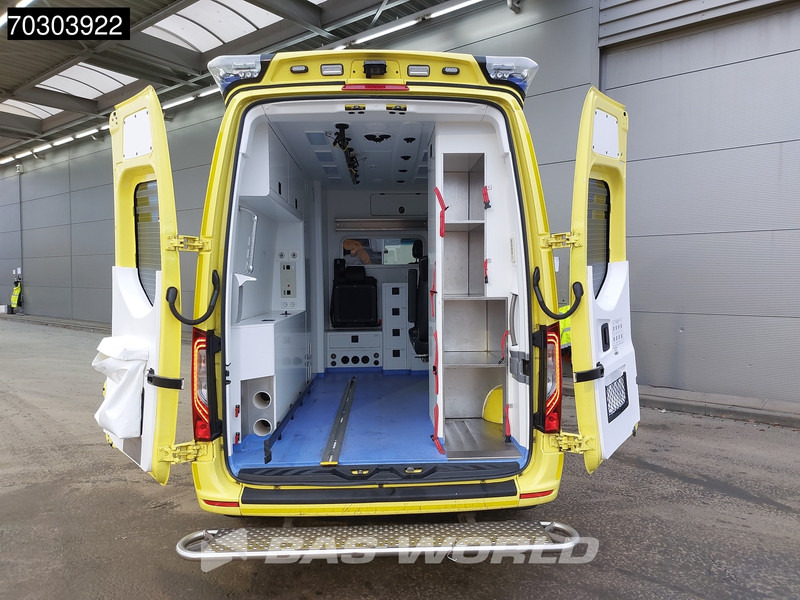 Mercedes-Benz Sprinter 319 CDI 3.0L V6 Ambulance 190PK L2H2 LED Airco Cruise Camera MBUX CarPlay Euro6 Krankenwagen Rettungswagen L2 8m3 Airco Cruise c - Ambulance: photos 3 Mercedes-Benz Sprinter 319 CDI 3.0L V6 Ambulance 190PK L2H2 LED Airco Cruise Camera MBUX CarPlay Euro6 Krankenwagen Rettungswagen L2 8m3 Airco Cruise c - Ambulance: photos 3