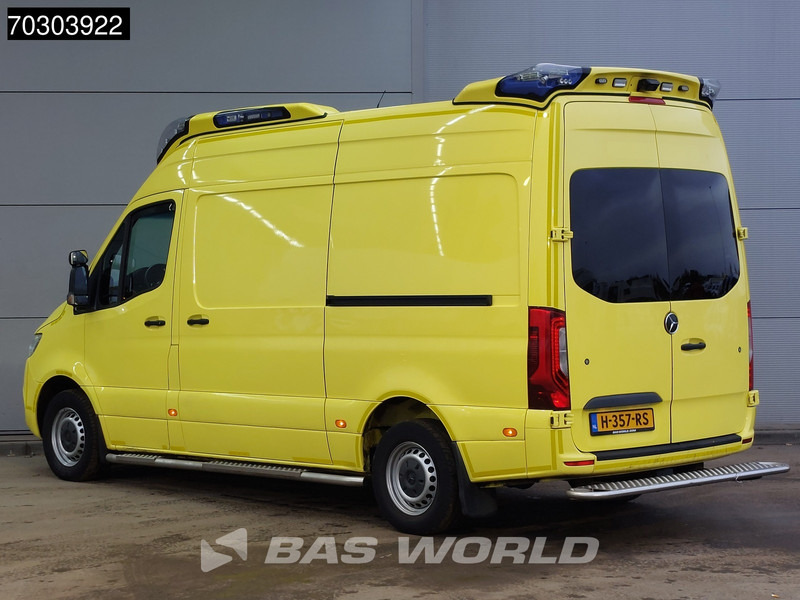 Mercedes-Benz Sprinter 319 CDI 3.0L V6 Ambulance 190PK L2H2 LED Airco Cruise Camera MBUX CarPlay Euro6 Krankenwagen Rettungswagen L2 8m3 Airco Cruise c - Ambulance: photos 2 Mercedes-Benz Sprinter 319 CDI 3.0L V6 Ambulance 190PK L2H2 LED Airco Cruise Camera MBUX CarPlay Euro6 Krankenwagen Rettungswagen L2 8m3 Airco Cruise c - Ambulance: photos 2