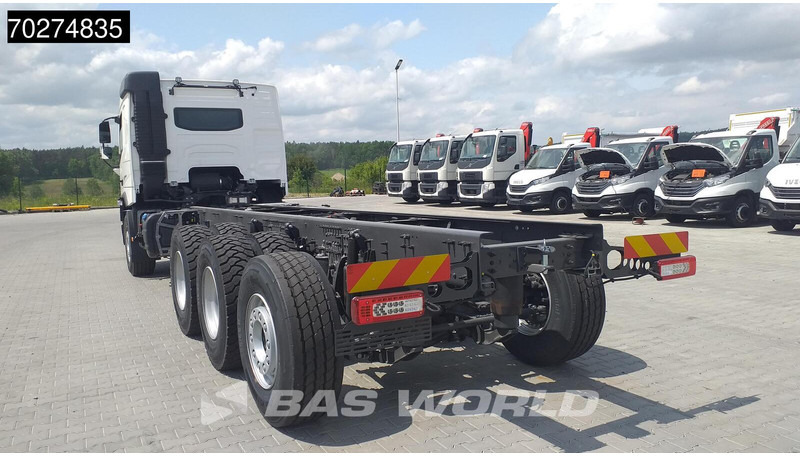 Volvo FMX 500 8X4 NEW 8x4 chassis Lift+steering axle VEB+ Euro 6 - Châssis cabine: photos 2 Volvo FMX 500 8X4 NEW 8x4 chassis Lift+steering axle VEB+ Euro 6 - Châssis cabine: photos 2