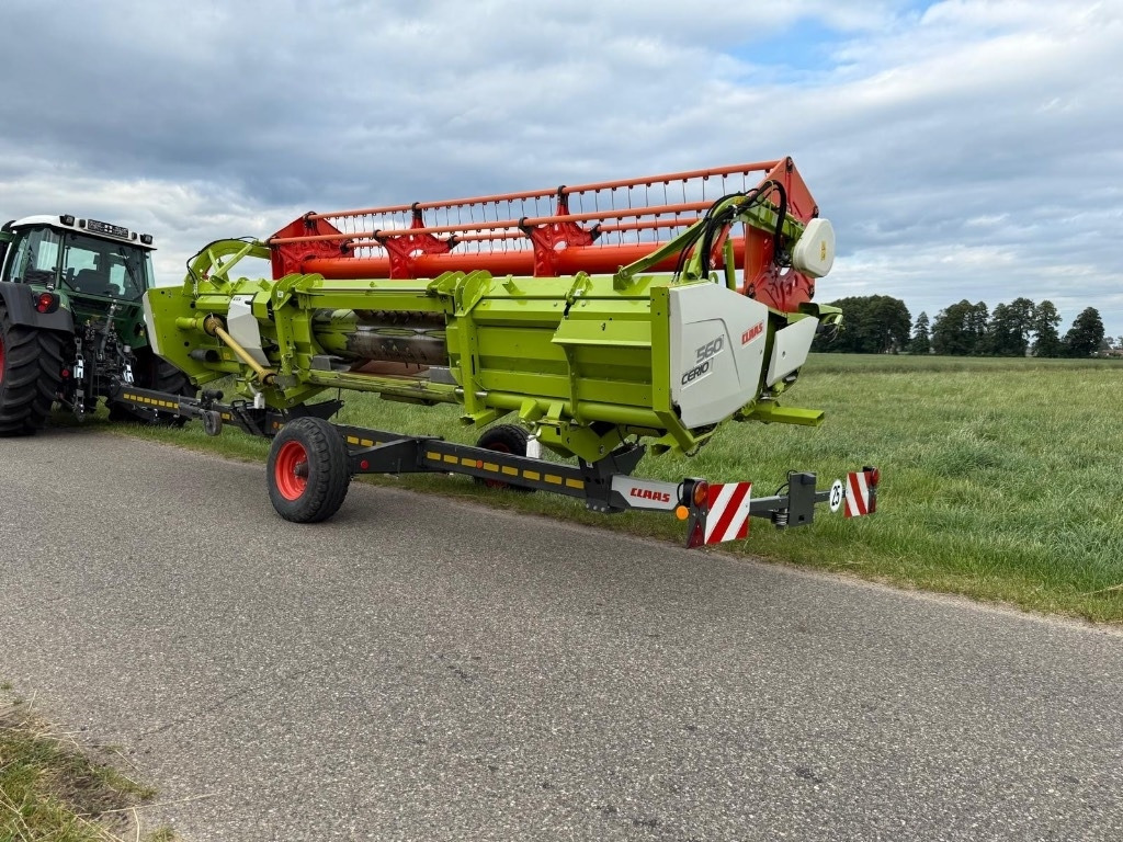Claas 560 Cerio - Accessoire de matériels de récolte: photos 5 Claas 560 Cerio - Accessoire de matériels de récolte: photos 5