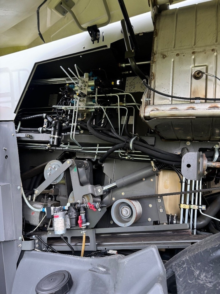 Ensileuse Claas Jaguar 950 Allrad: photos 14 Ensileuse Claas Jaguar 950 Allrad: photos 14