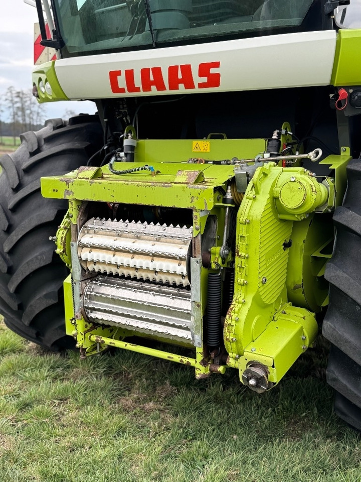 Ensileuse Claas Jaguar 950 Allrad: photos 8 Ensileuse Claas Jaguar 950 Allrad: photos 8
