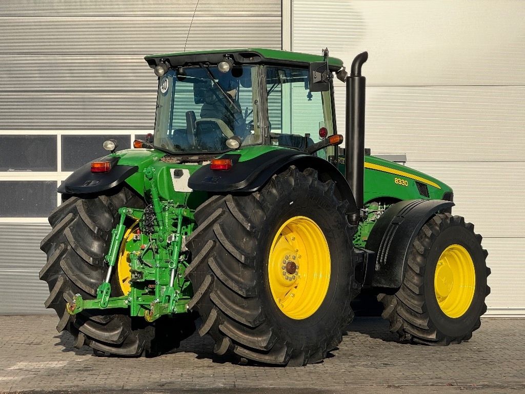 Tracteur agricole John Deere 8330 AutoPower: photos 9