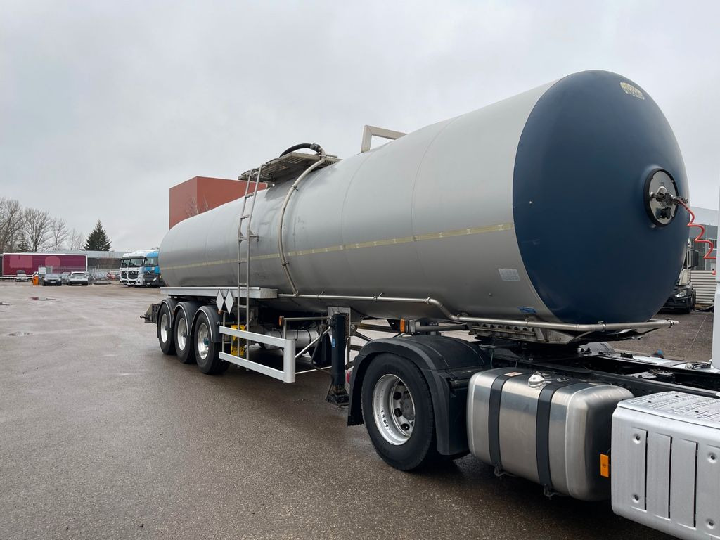 Magyar ADR 7 units - Semi-remorque citerne: photos 3 Magyar ADR 7 units - Semi-remorque citerne: photos 3