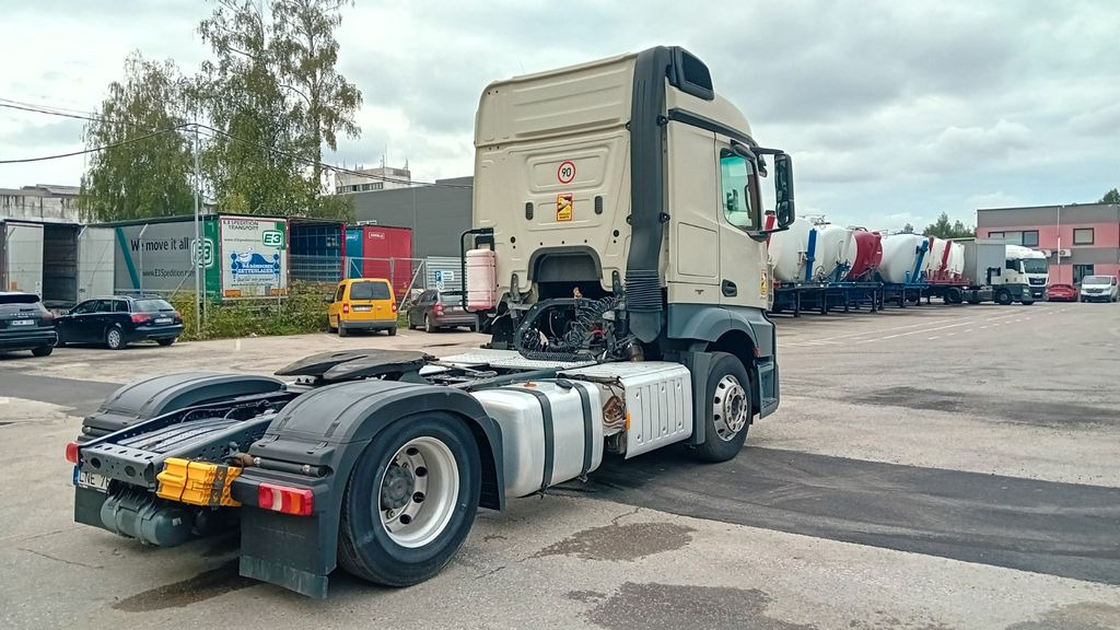 Mercedes-Benz ADR Actros 1843 - Tracteur routier: photos 3 Mercedes-Benz ADR Actros 1843 - Tracteur routier: photos 3