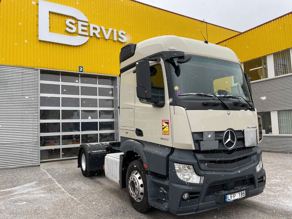 Mercedes-Benz Actros 1843 ADR 7 unit - Tracteur routier: photos 2 Mercedes-Benz Actros 1843 ADR 7 unit - Tracteur routier: photos 2