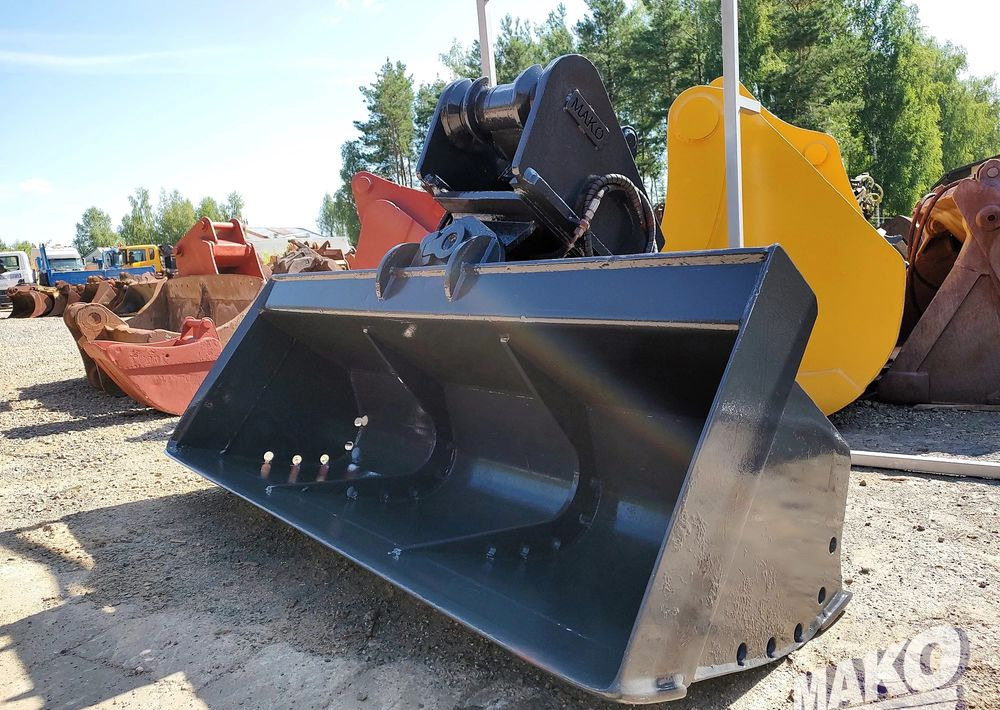 Łyżka 200cm skarpowa hydrauliczna Morin M5 - Accessoire pour Engins de chantier: photos 1 Łyżka 200cm skarpowa hydrauliczna Morin M5 - Accessoire pour Engins de chantier: photos 1