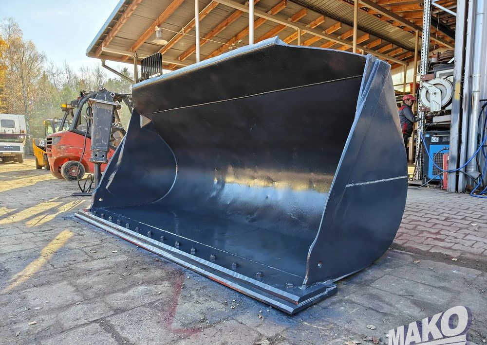 Łyżka 320cm do ładowarki 4,5m³ Volvo Liebherr CAT Komatsu - Accessoire pour Engins de chantier: photos 3 Łyżka 320cm do ładowarki 4,5m³ Volvo Liebherr CAT Komatsu - Accessoire pour Engins de chantier: photos 3