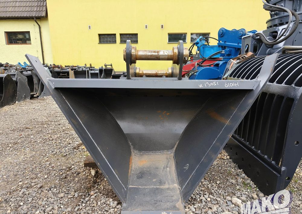 NOWA Łyżka trapezowa KBKC TB-60 135-35cm do koparki Miller fi 65 - Accessoire pour Engins de chantier: photos 1 NOWA Łyżka trapezowa KBKC TB-60 135-35cm do koparki Miller fi 65 - Accessoire pour Engins de chantier: photos 1