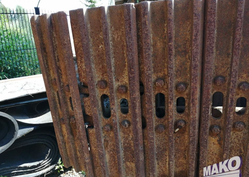 Gąsienice do koparki 30-45t klepka 700mm - Chenille pour Engins de chantier: photos 2 Gąsienice do koparki 30-45t klepka 700mm - Chenille pour Engins de chantier: photos 2