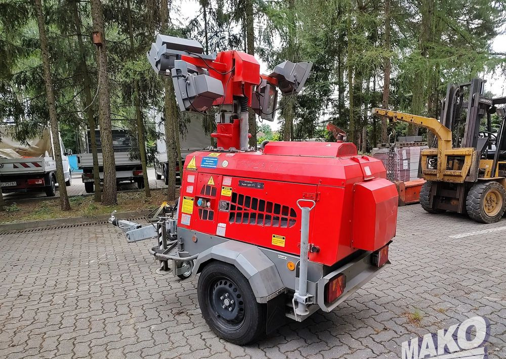 Wieża oświetleniowa Generac Superlight VT1 - Mat d'éclairage: photos 3 Wieża oświetleniowa Generac Superlight VT1 - Mat d'éclairage: photos 3