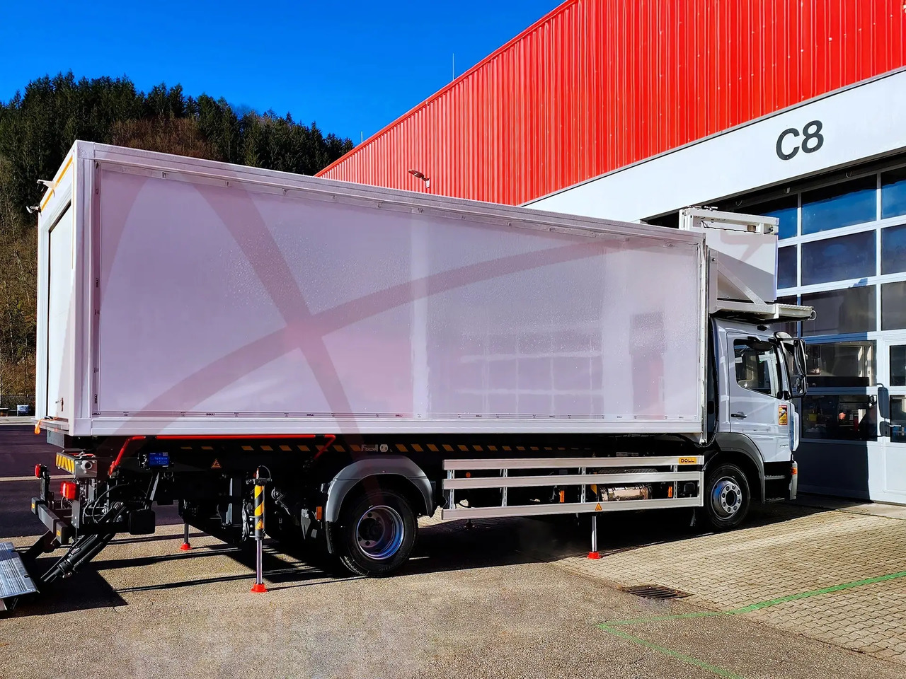 DOLL X-CLEAN M FULL SIZE Cleaning Lift - Camion: photos 1 DOLL X-CLEAN M FULL SIZE Cleaning Lift - Camion: photos 1