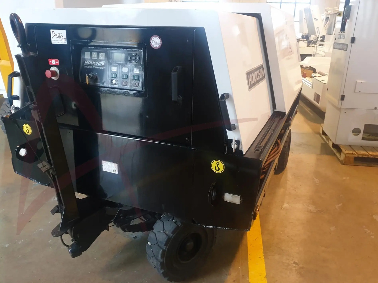 HOUCHIN 490-90 - Groupe électrogène au sol: photos 2 HOUCHIN 490-90 - Groupe électrogène au sol: photos 2
