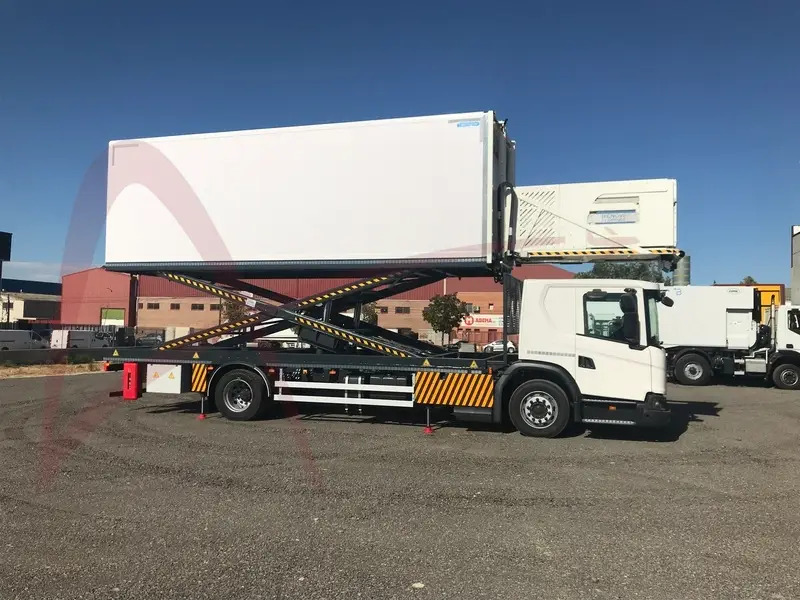 TECNOVE L280 B4X2LB - Camion de catering: photos 4 TECNOVE L280 B4X2LB - Camion de catering: photos 4