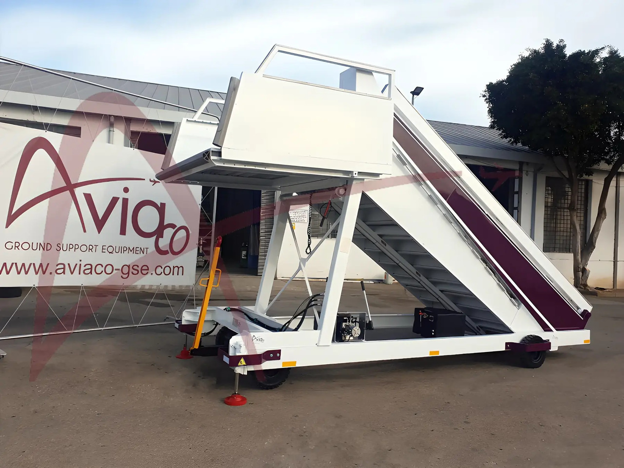 TLD ABT480 - Escalier d'embarquement: photos 1 TLD ABT480 - Escalier d'embarquement: photos 1