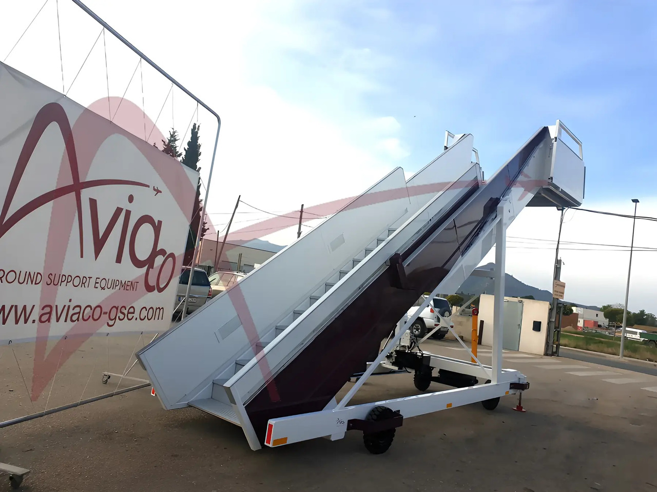 TLD ABT480 - Escalier d'embarquement: photos 2 TLD ABT480 - Escalier d'embarquement: photos 2