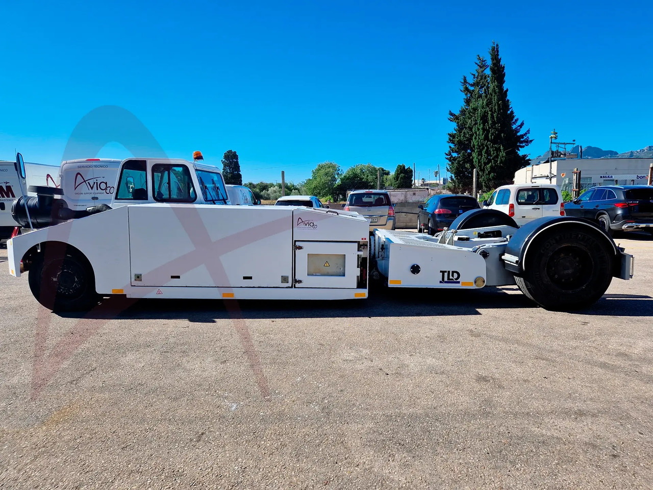 TLD TPX-200-MT - Tracteur d'avions: photos 5 TLD TPX-200-MT - Tracteur d'avions: photos 5